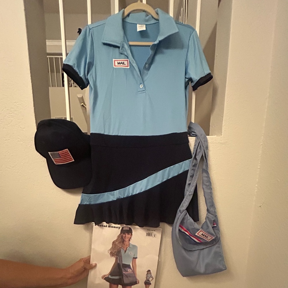 Mail Woman Costume Size M
